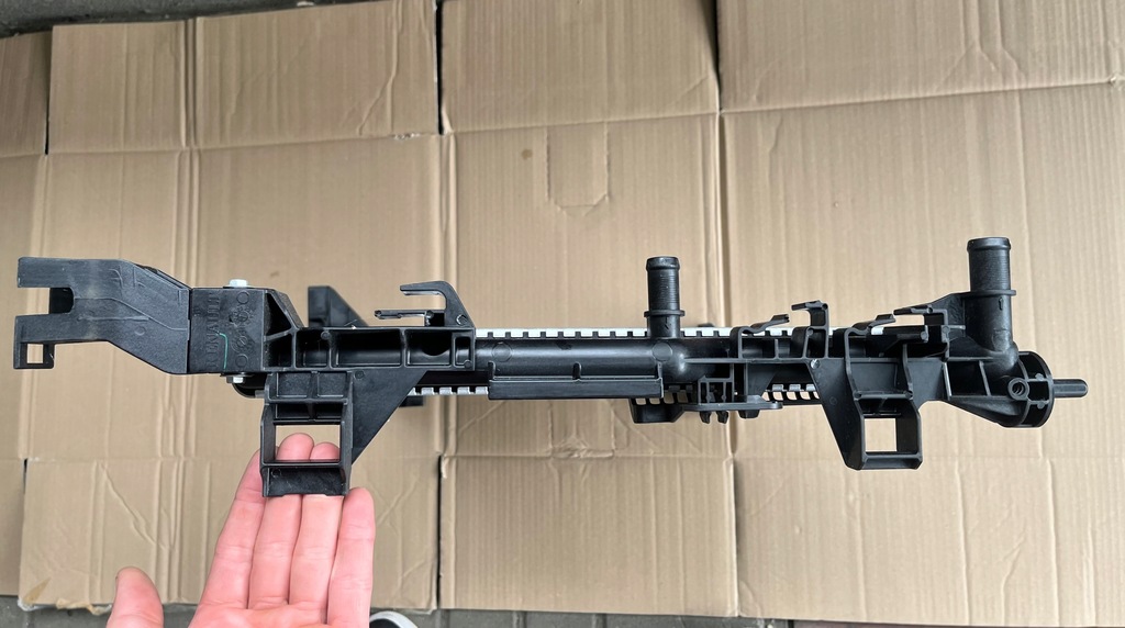 фото №6, Радиатор wody renault kangoo elektyk ze z.e