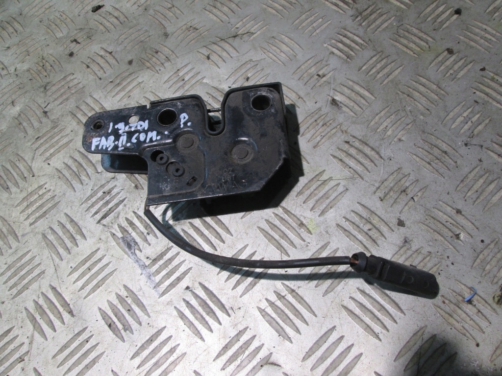 фото №1, Замок капот засов skoda fabia ii