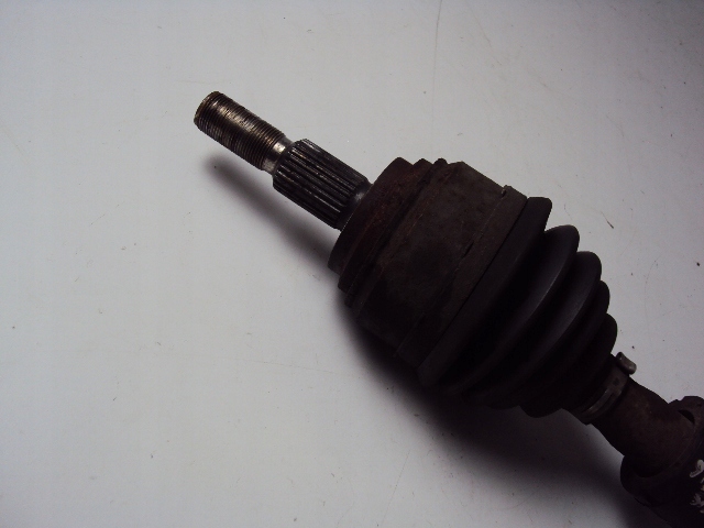 Приводной вал левая ford focus mk3 рестайлинг  hb 16 r Цена