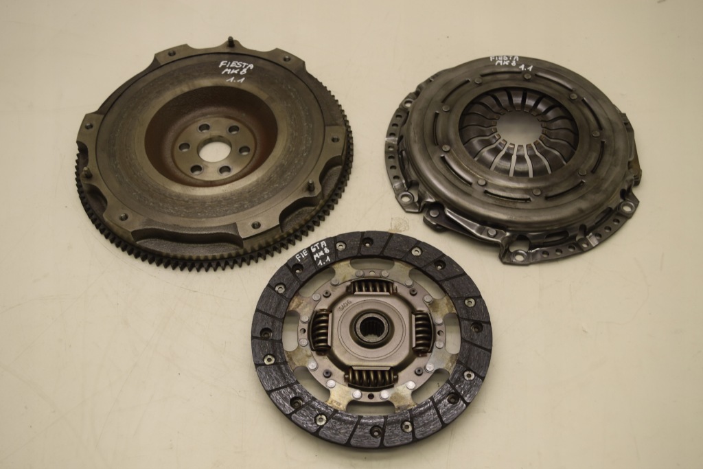 Купити Ford fiesta mk8 1.1 колесо маховик зчеплення диск притиск