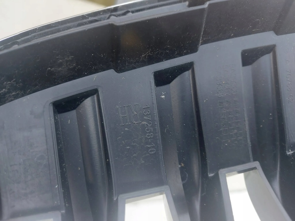 фото №16, Bmw 1 f40 решётки радиатора решётка радиатора решётка радиатора