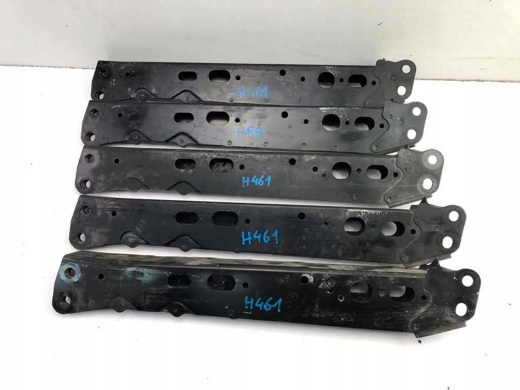 фото №5, Toyota avensis t-27 кронштейн балка