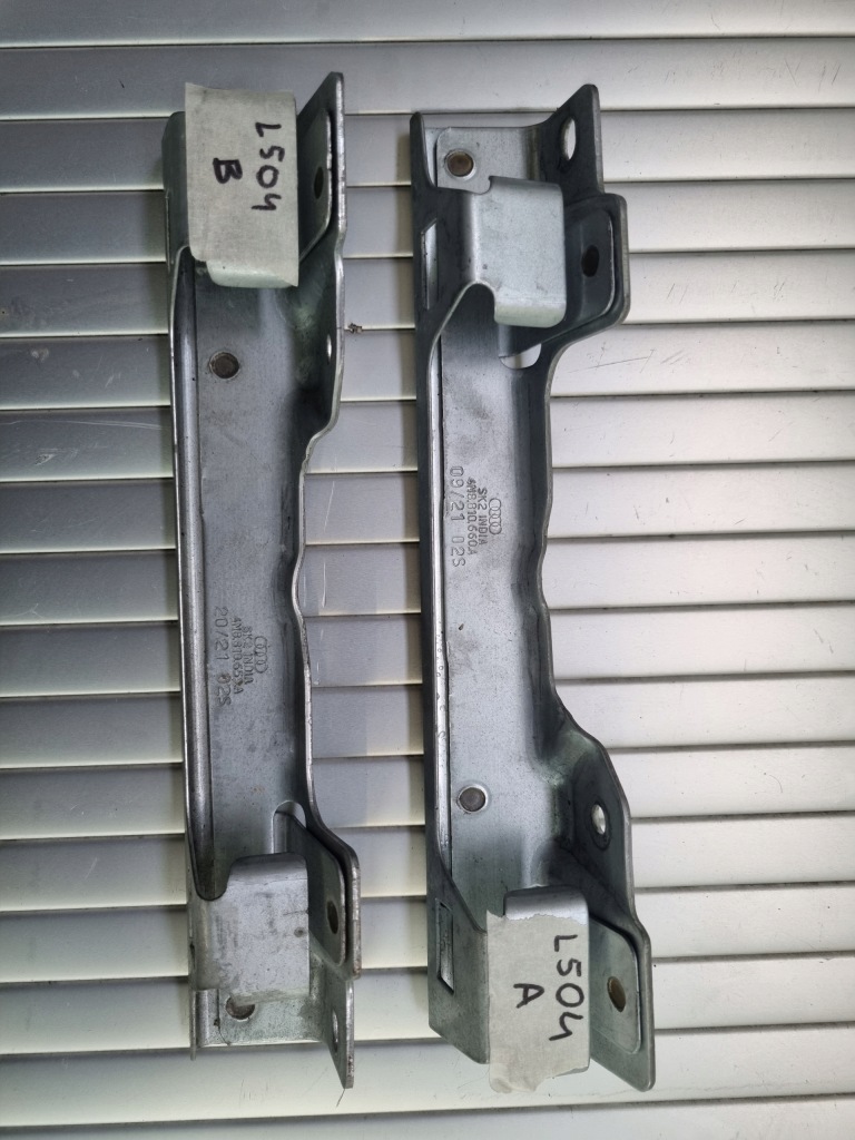 фото №1, Audi q8 rsq8 кронштейн ручки стельовий 4m8810660a 4m8810659a