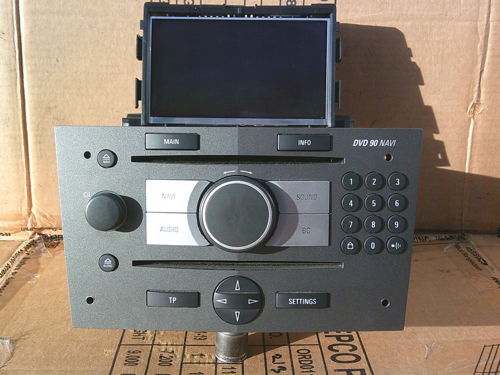фото №1, Радио dvd 90 navi opel zafira b дисплей
