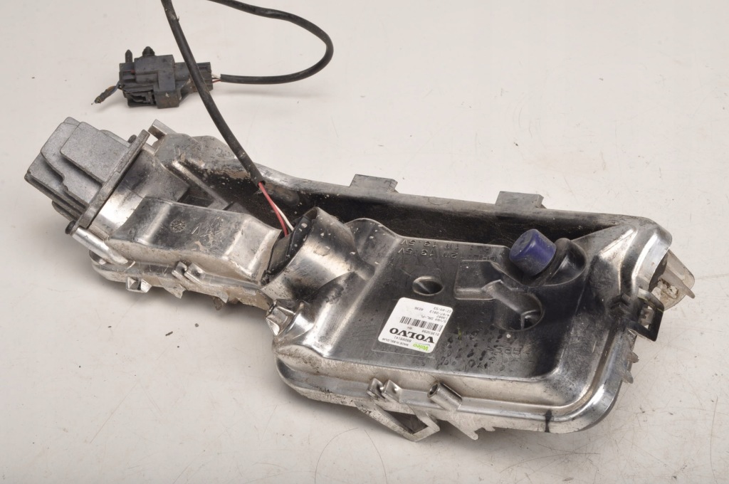 фото №4, Volvo s60 ii v60 протитуманна фара правий лампа led світлодіодна права 31353290