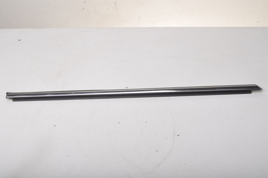 фото №1, Mini f57 молдинг крыла левый задняя 7356299