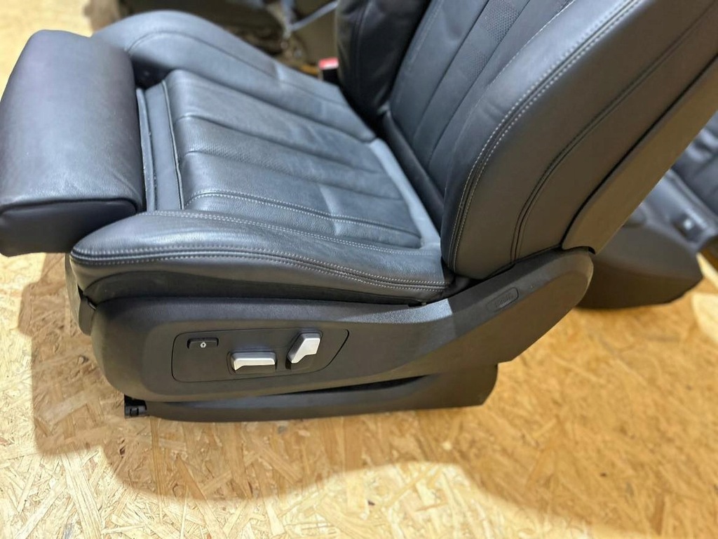 фото №9, Сиденья заднее сиденье середина обшивки кожа bmw x5 g05 m-pakiet