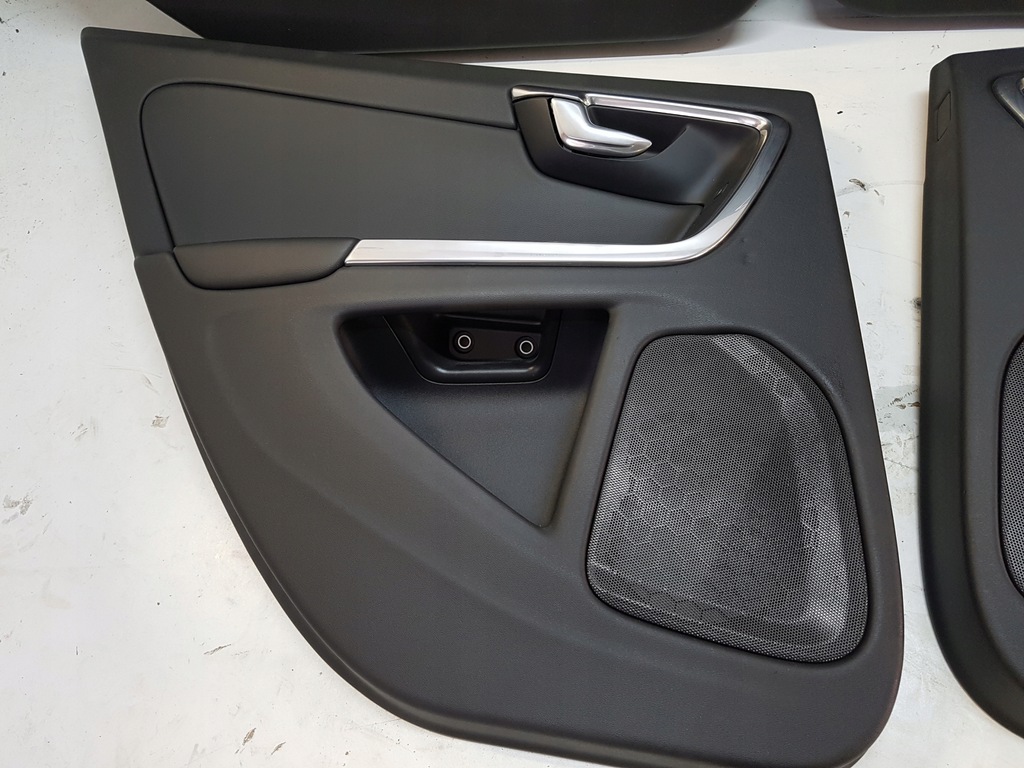 фото №7, Volvo v60 оббивка двері задня правий