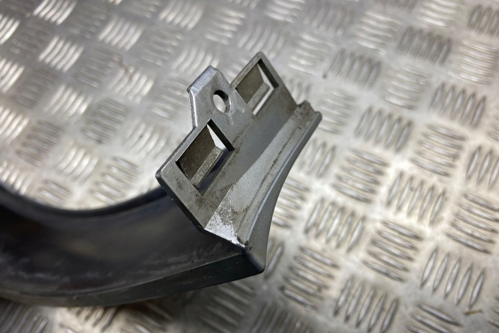 фото №6, Защита задние левый лампы audi a3 sportback 8va, 8vf 8l0807872a 1.9l