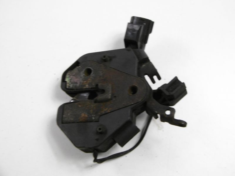 фото №4, Volvo s80 1 i замок кришки двигуна капот лівий