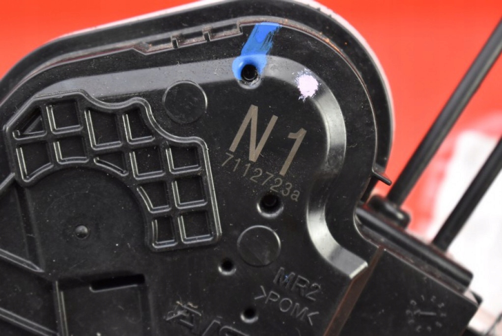 фото №6, Замок дверь правый задняя задний toyota corolla e16 e18 sedan 13-19