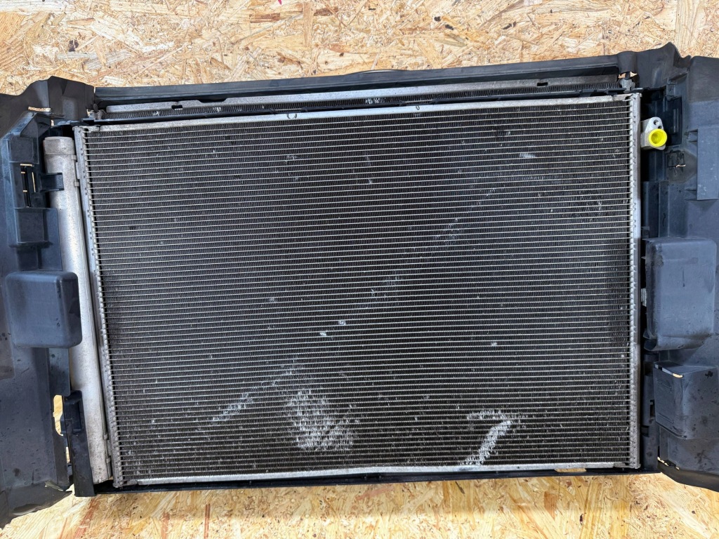 Ремень передний усилитель балка радиатор sl 400 sl400 r231 amg рестайлинг  3.0b в Украине