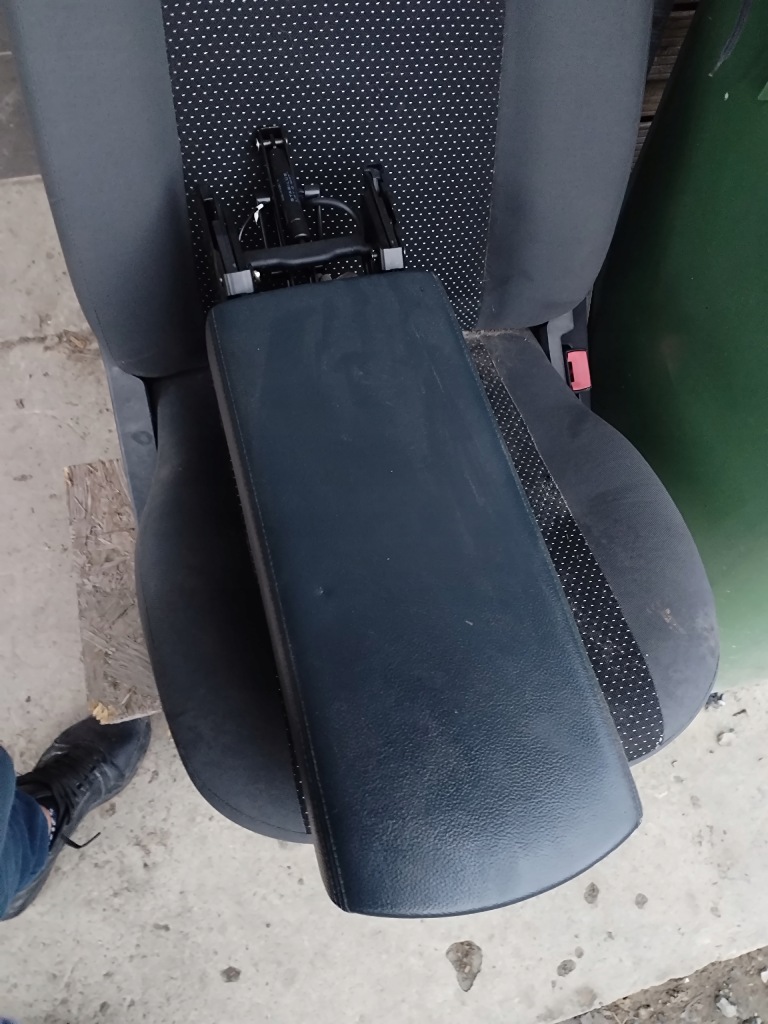 Mercedes r230 sl підлокітник петля бардачок гарний Зі Шроту