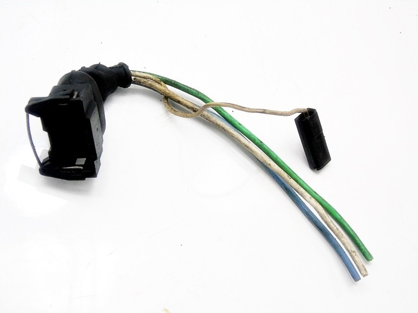 фото №1, Штекер проводка 1.1 berlingo 306 partner saxo