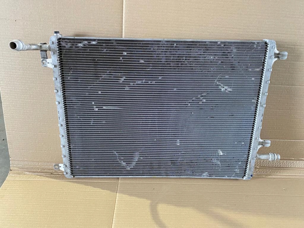 фото №4, Land rover e-pace радіатор