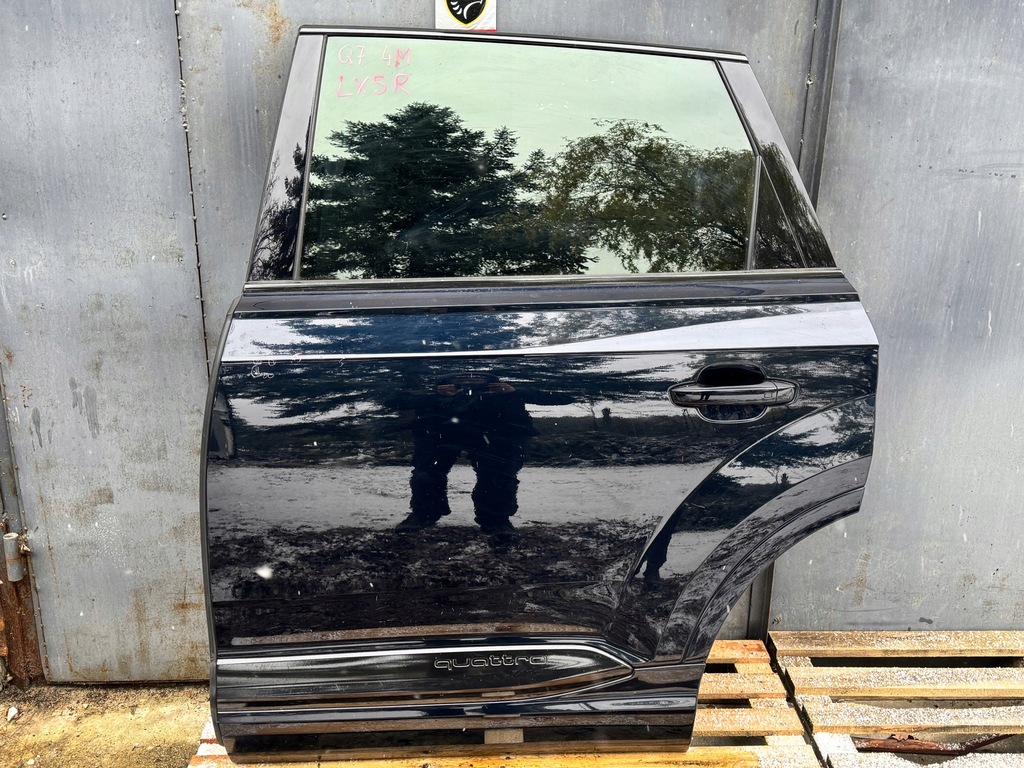 фото №1, Audi q7 4m дверь задние левая lx5r