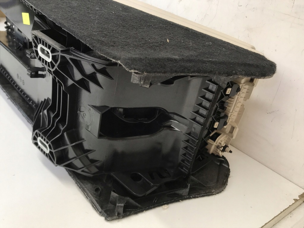 фото №12, Туннель средний mercedes w213 amg a2136802601