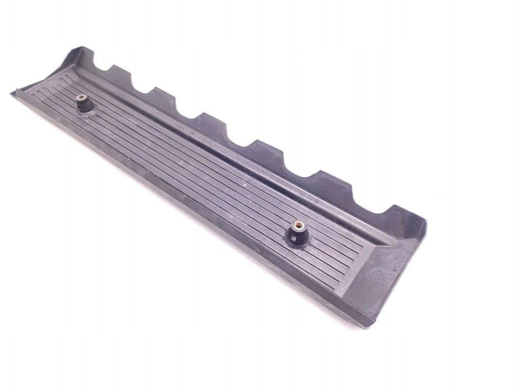 Bmw 5 series накладка верхний двигателя 528i бензин 142kw 193 hp 1740160 1998 в Украине