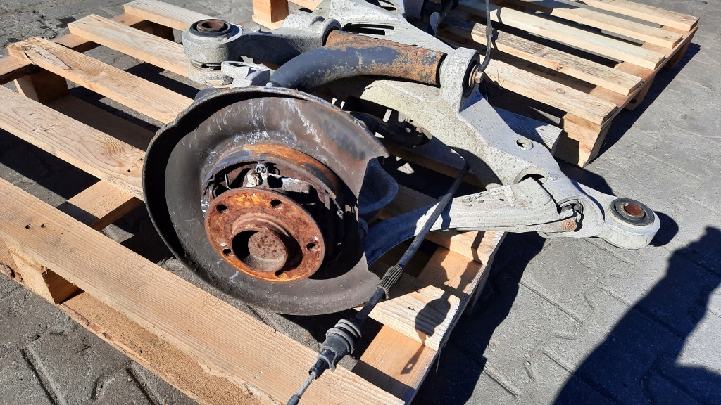 фото №5, Балка подвеска задняя volvo v70 09492948