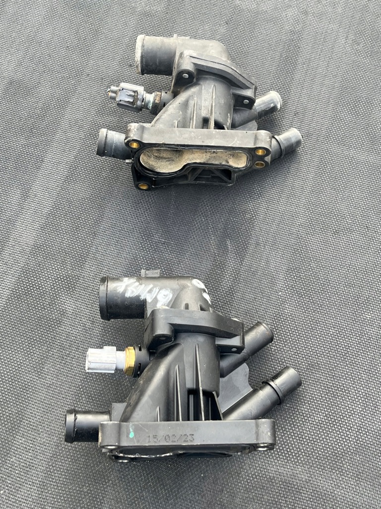 фото №1, Корпус термостата 1.0 ecoboost ford b-max fiesta mk7 cm5g9k478fb