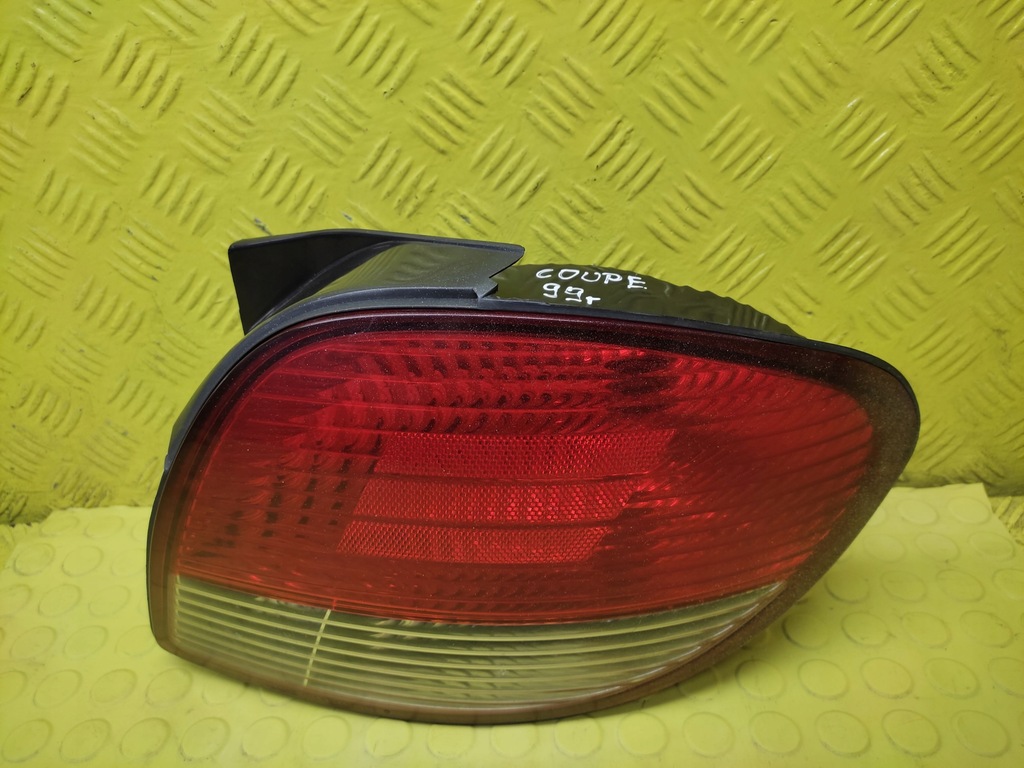 фото №1, Hyundai coupe лампа правий задня