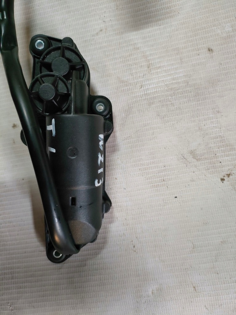 фото №5, Mercedes w213 kombi моторчик шторка лівий 9918019422