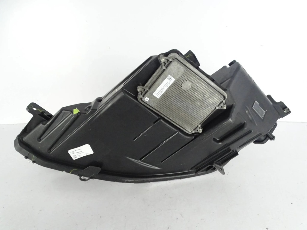 Фара перед передняя правый  tesla s рестайлинг  full led Недорого