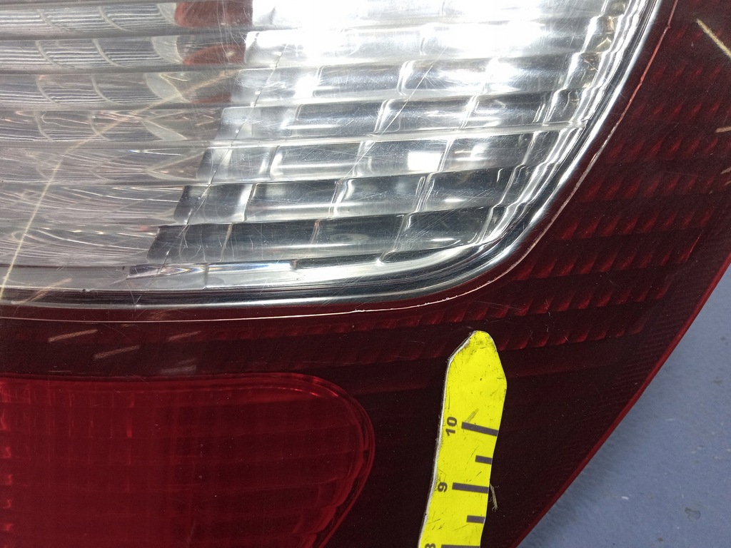 фото №7, Subaru legacy iii bh kombi лампа задняя правая наружная 4835a