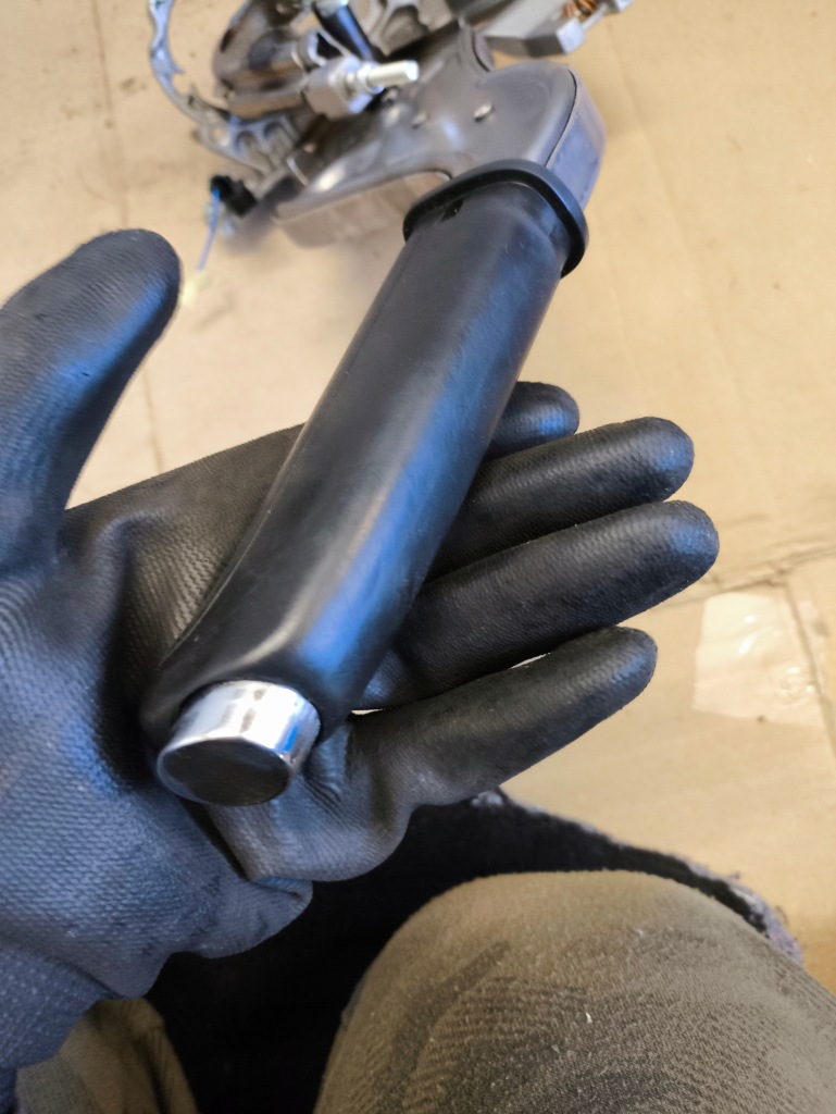 Opel astra k механизм тормоза ручного opel astra k 39047278 ? в Украине