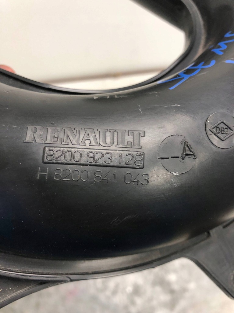 фото №3, Труба воздухозаборник воздуха renault scenic iii 8200923128
