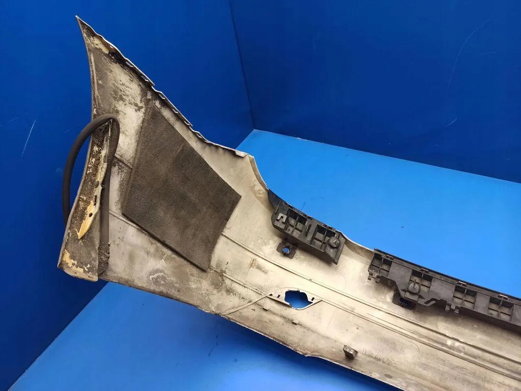 Бампер задній mercedes-benz c w204 c775 2.2l дизель 150kw 2008 Недорого