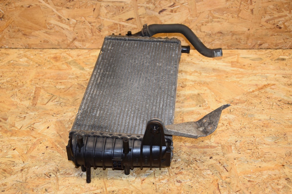 фото №6, Радиатор wody левая 4s0121212a правая 4s0121212b audi r8 4s ii оригинал 16-