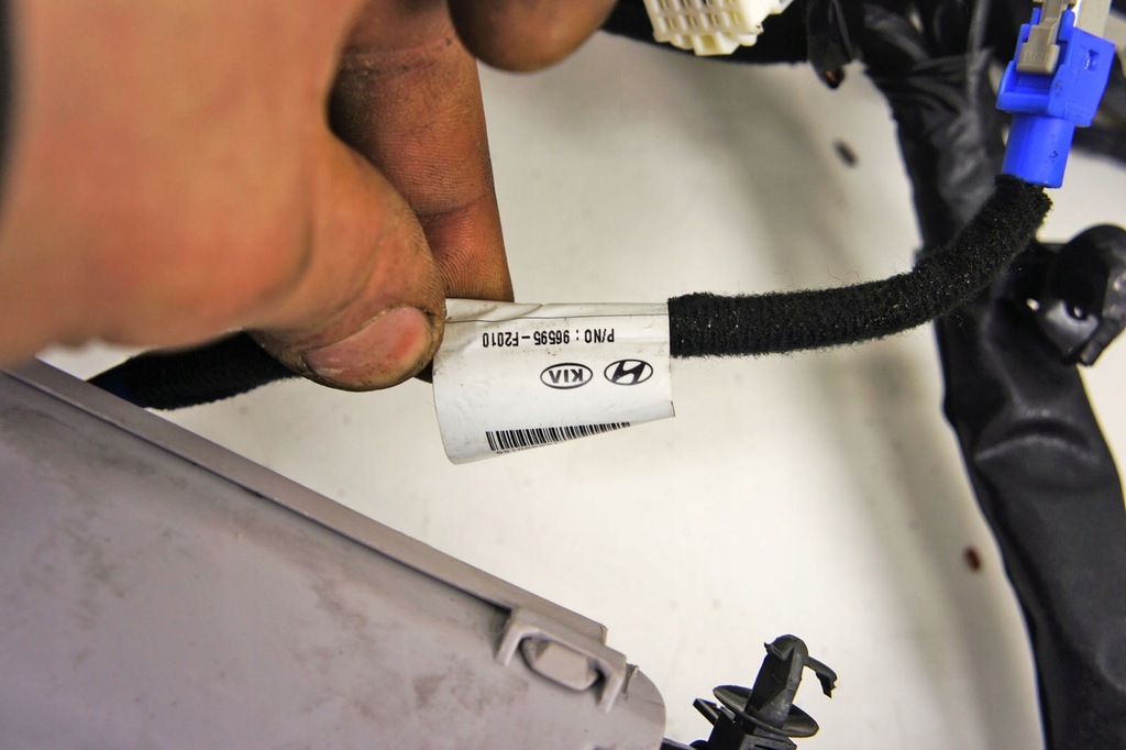 фото №7, Kh214 hyundai elantra vi джгут салону кабіни