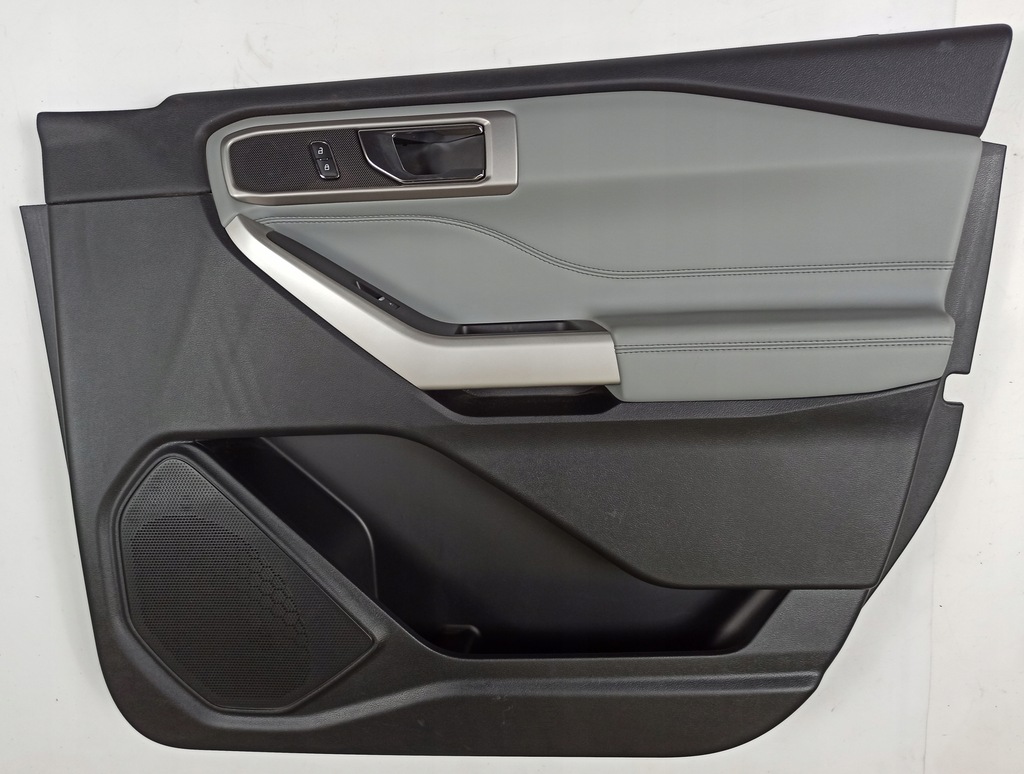 фото №5, Обшивка обивка дверь p перед ford explorer 2020-