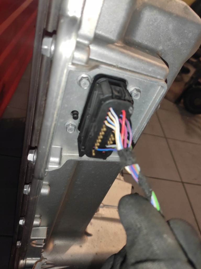 фото №15, Bmw 3 f30 f31 lift lci 330e гибрид аккумулятор тяговый аккумулятор hv 8687753