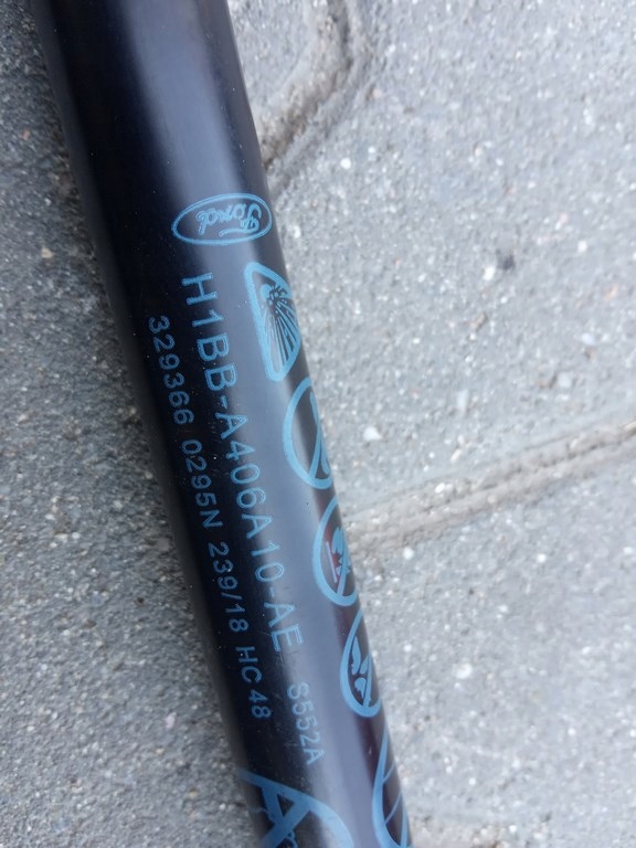 фото №5, Ford fiesta mk8 17-23- амортизаторы крышки задняя l/p kpl.