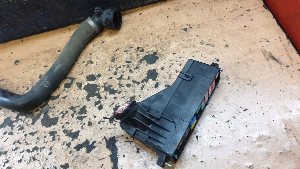 фото №1, Audi a2 коробка предохранителей 1.4 tdi