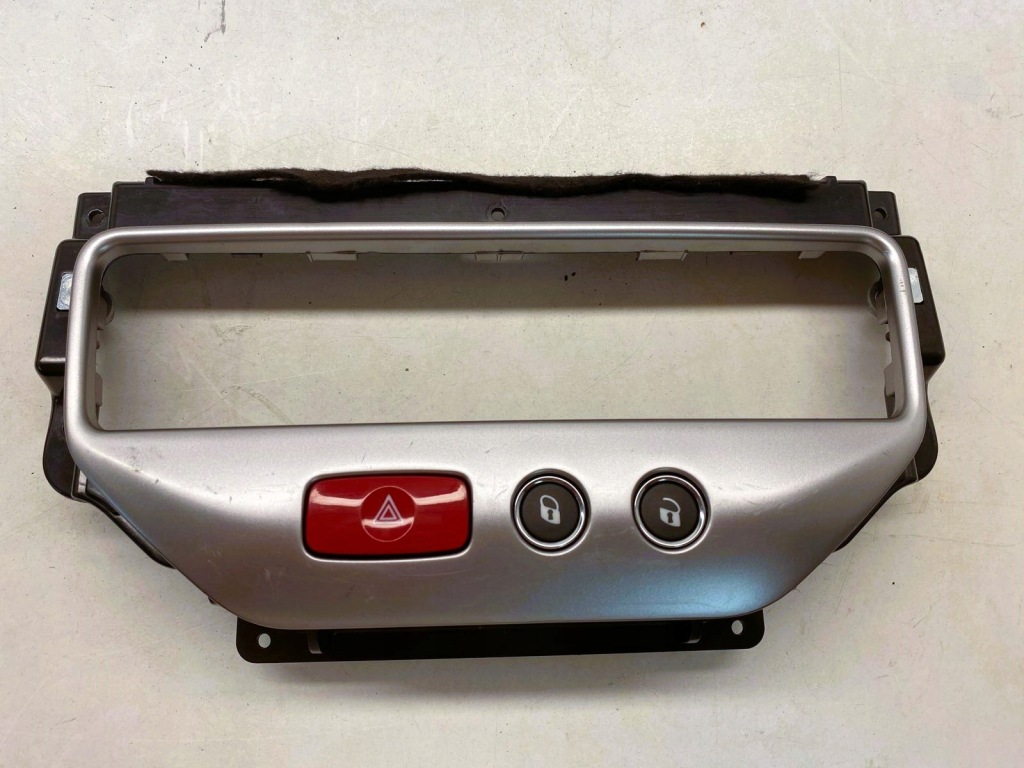 фото №2, Maserati granturismo рамка радіо перемикачі