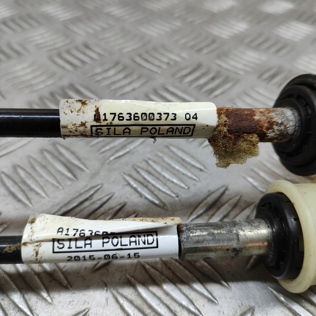 фото №7, Mercedes-benz a w176 2016 трос переключения передач