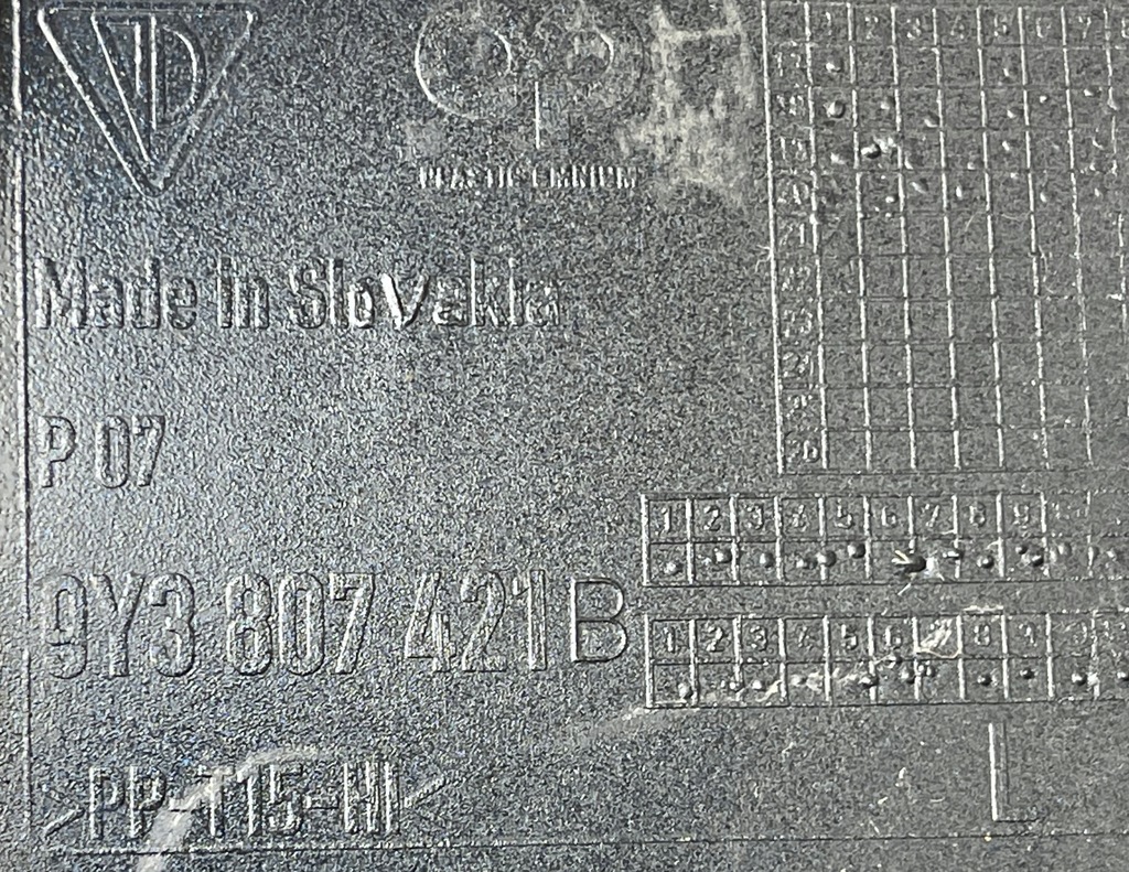 фото №15, Porsche cayenne iii coupe 9y3 кутик лівий бампера задня 9y3807421b