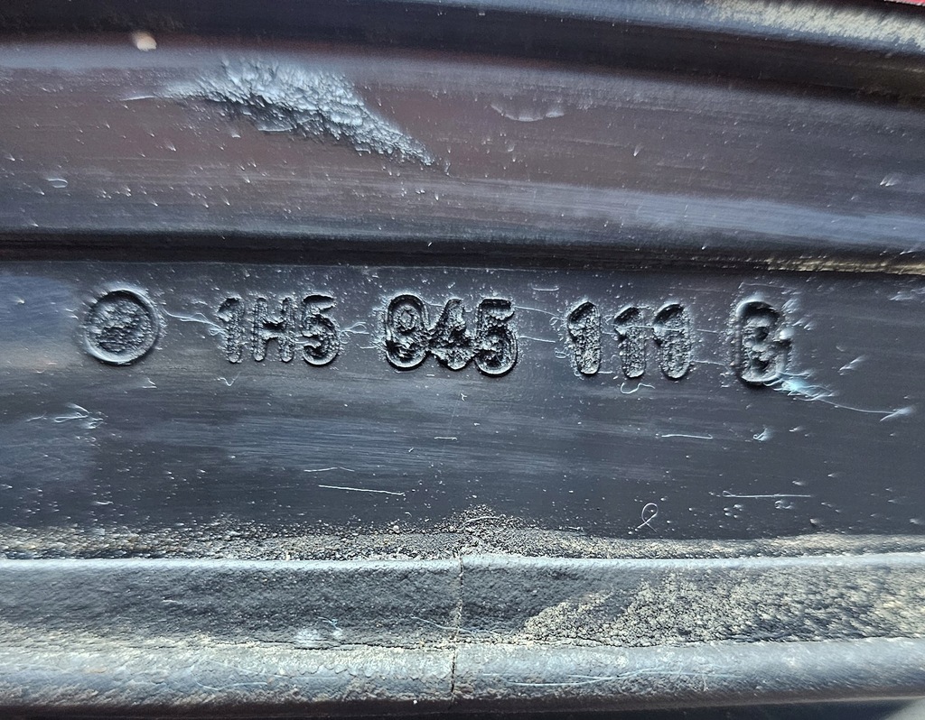 фото №7, Vw vento лампа лівий задня 1h5045111b комплектна europa