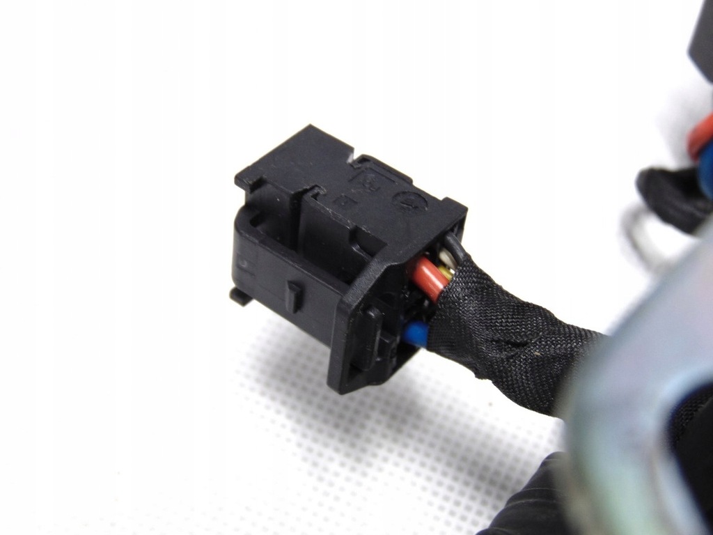 фото №6, Pas безопасности левый перед + натяжитель bmw 7 f01 f02 f04 08- eu