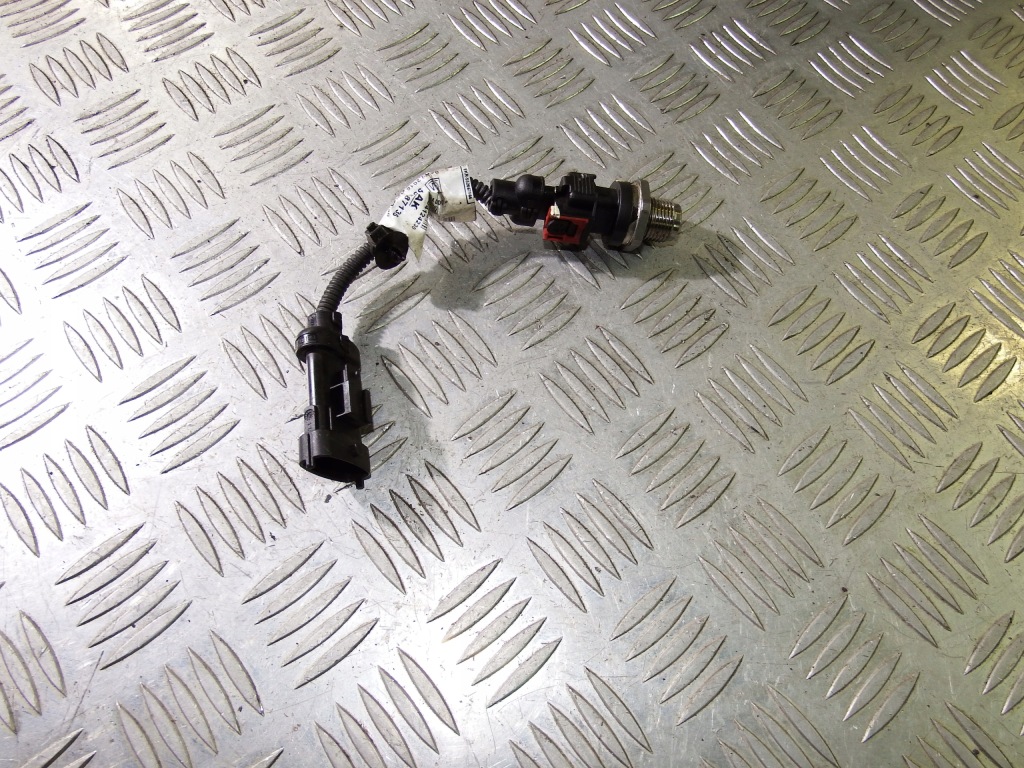 фото №1, Датчик тиску пального opel insignia a 2.0cdti