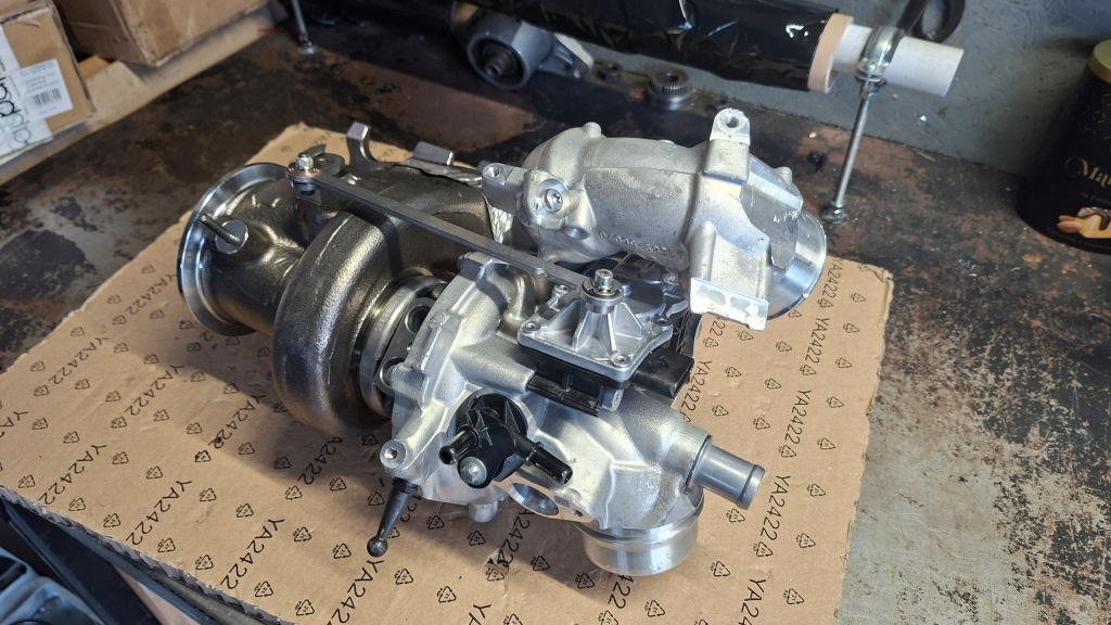 фото №1, Турбонагнітач mercedes-benz amg a2540906400