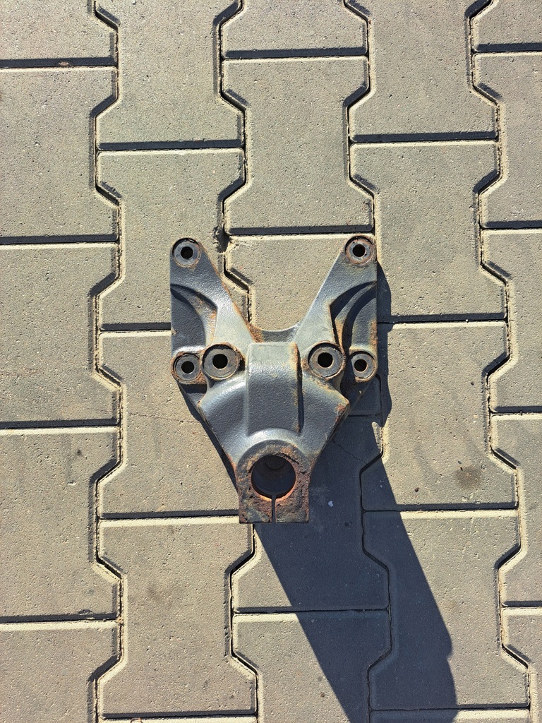 фото №1, Кронштейн кронштейн ушко рессора задняя renault midlum dxi