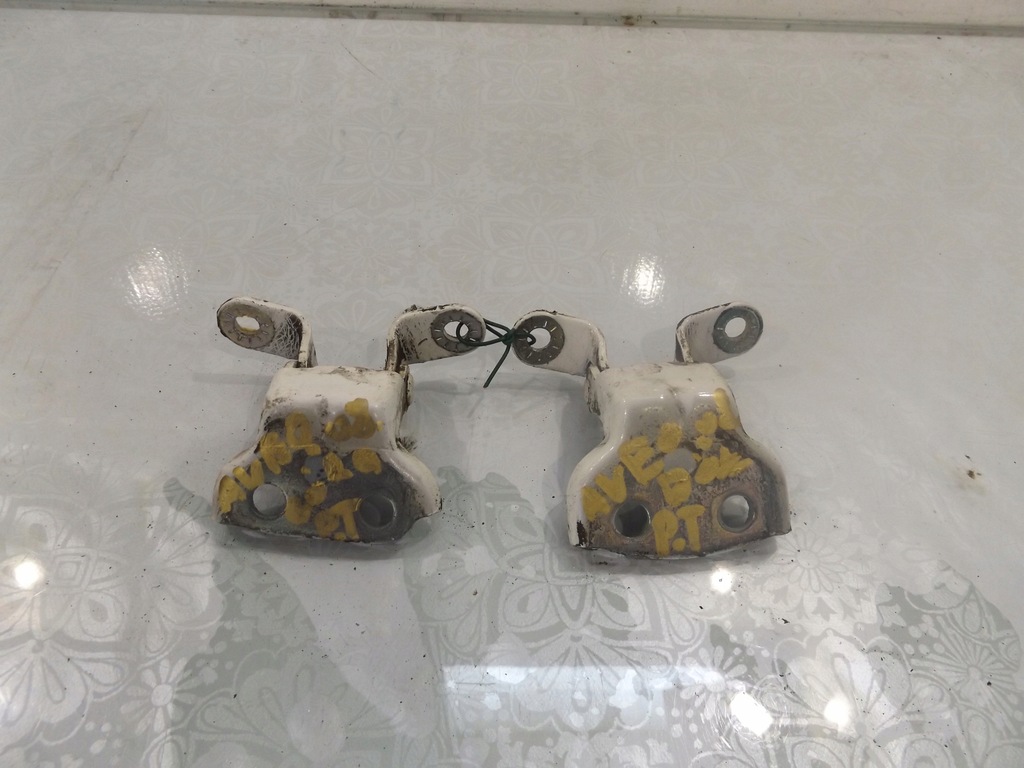 фото №1, Aveo t250 петля дверь правый задняя комплект