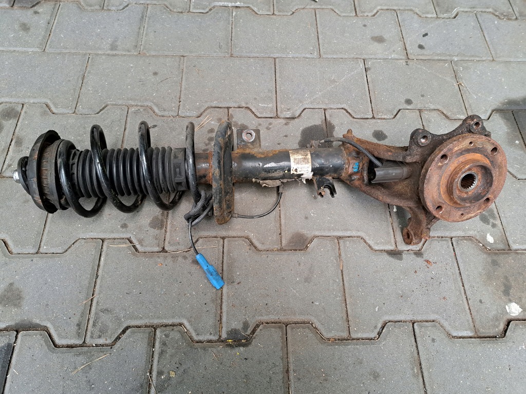 фото №1, Citroen c3 ii ds3 амортизационная стойка поворотный кулак правая 1.6