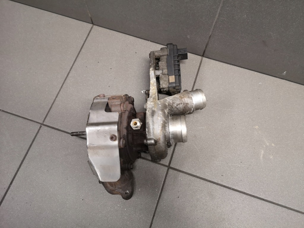 фото №6, Turbo турбонагнетатель audi a8 d3 4.2 tdi 057145722m