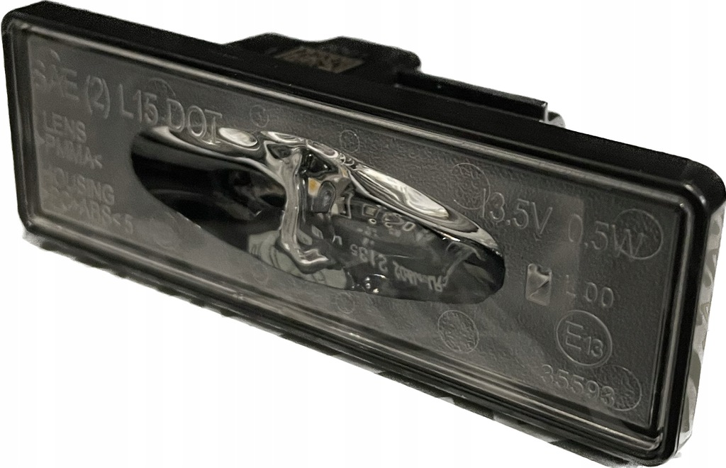 фото №1, Dacia sandero iii 2021 освещение номерного знака led org