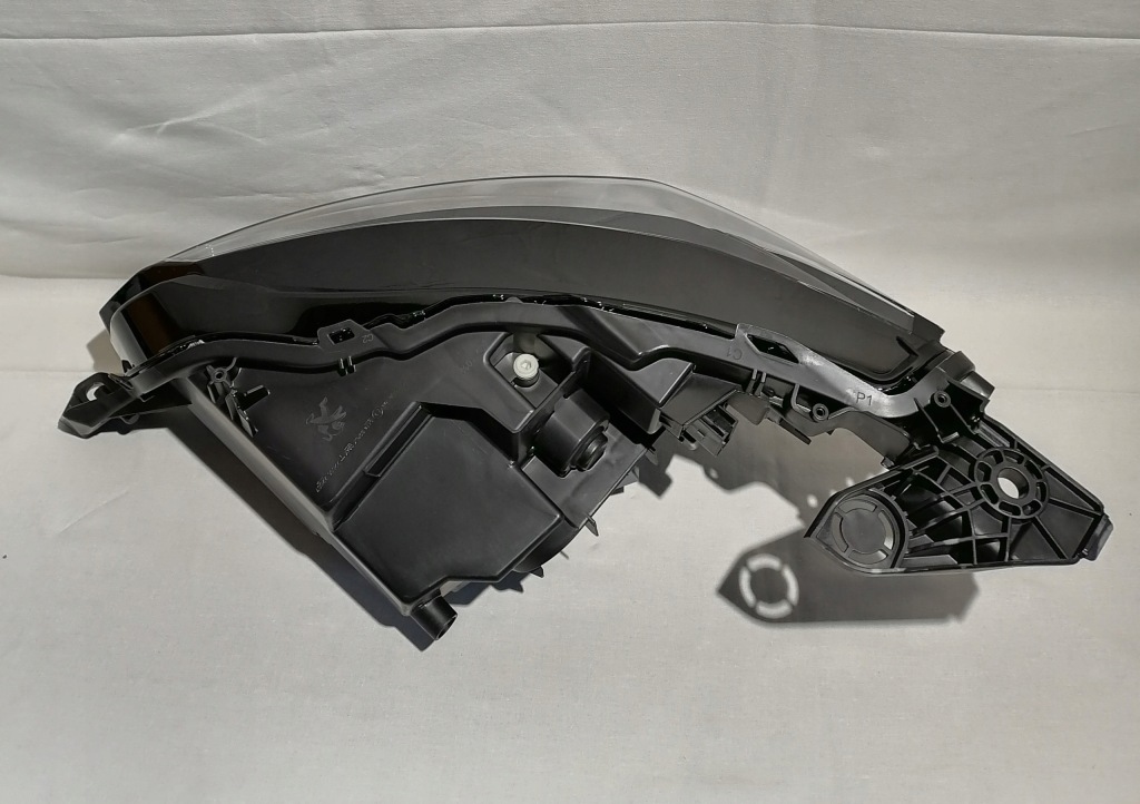 фото №9, Peugeot 208 lift full led правый левый лампы kpl.